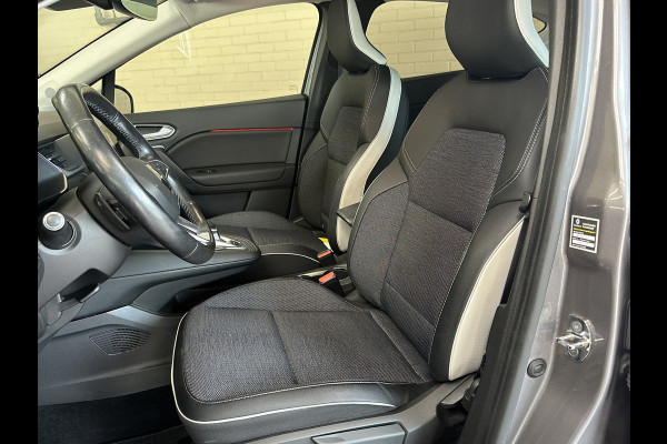 Renault Captur 1.3 TCe 155 Intens | Groot Navi | ACC | Blindspot | Camera | 18" | Stoel & Stuur verwarming |