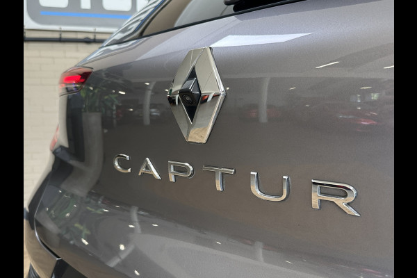 Renault Captur 1.3 TCe 155 Intens | Groot Navi | ACC | Blindspot | Camera | 18" | Stoel & Stuur verwarming |