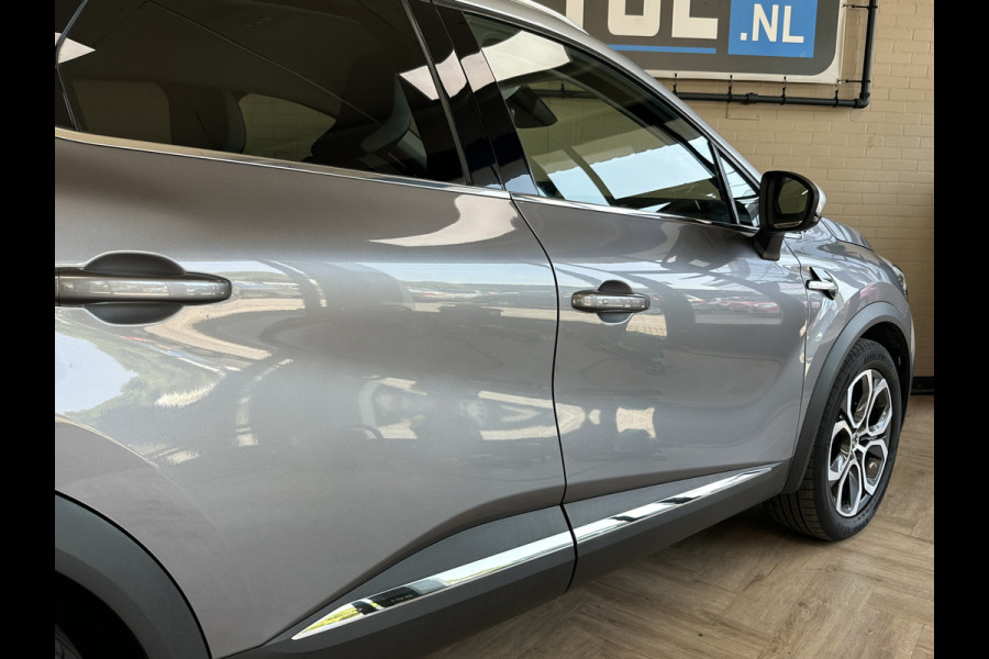 Renault Captur 1.3 TCe 155 Intens | Groot Navi | ACC | Blindspot | Camera | 18" | Stoel & Stuur verwarming |