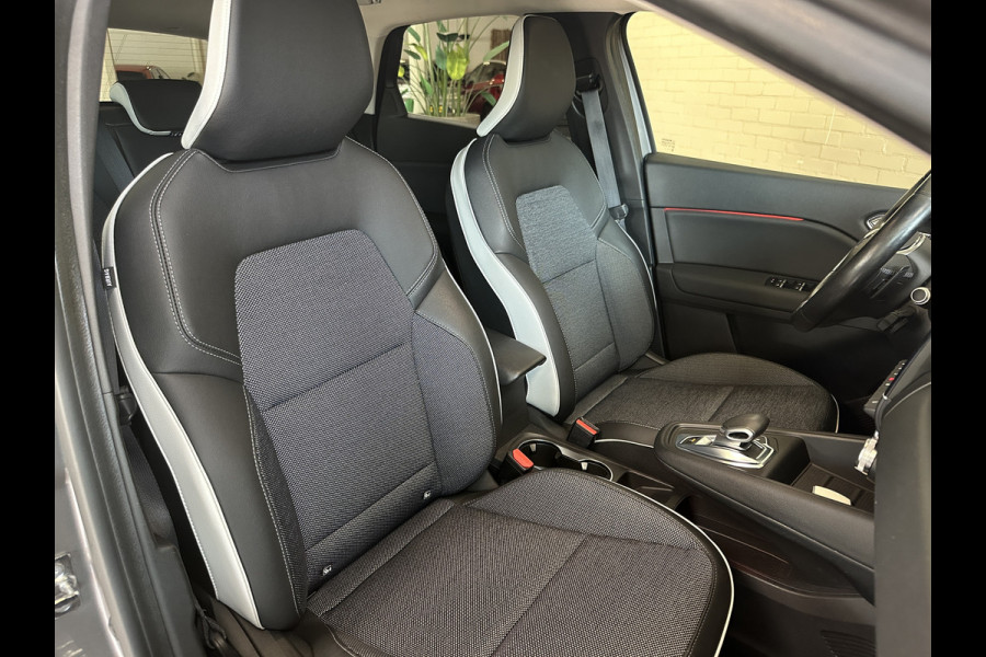 Renault Captur 1.3 TCe 155 Intens | Groot Navi | ACC | Blindspot | Camera | 18" | Stoel & Stuur verwarming |