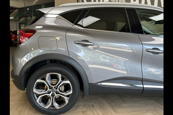 Renault Captur 1.3 TCe 155 Intens | Groot Navi | ACC | Blindspot | Camera | 18" | Stoel & Stuur verwarming |