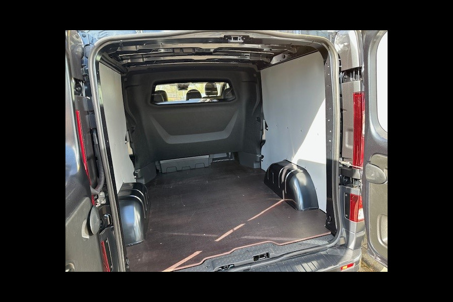 Renault Trafic 170PK L2H1 Extra DC DUBBEL CABINE / GEEN BPM!!/ NAVI / CAMERA