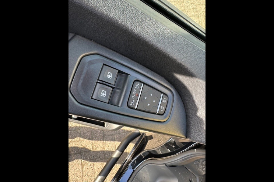 Renault Trafic 170PK L2H1 Extra DC DUBBEL CABINE / GEEN BPM!!/ NAVI / CAMERA