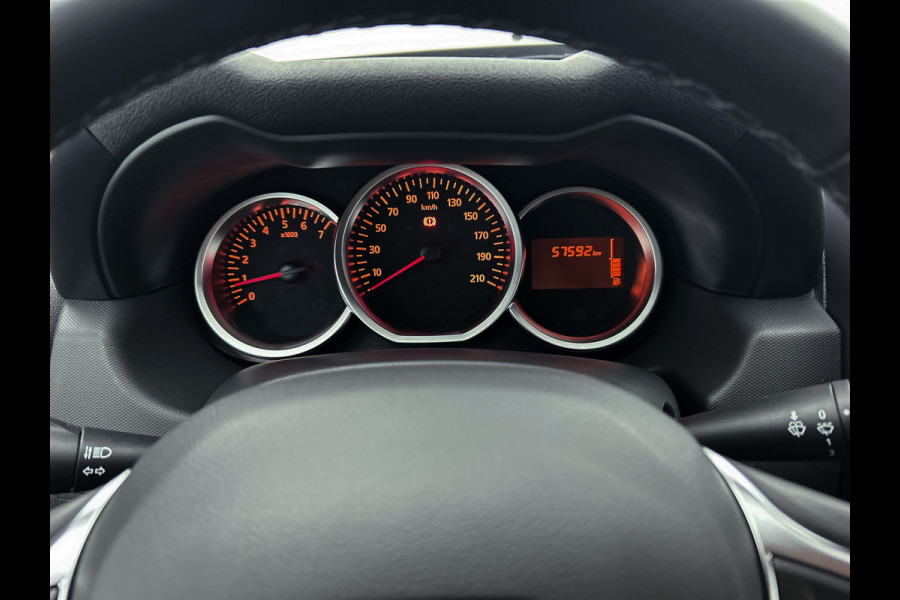 Dacia Duster TCe 125 PK4x2 Blackshadow / CAMERA / DEALER ONDERHOUDEN / NAVI / LEDER / FULL OPTION
