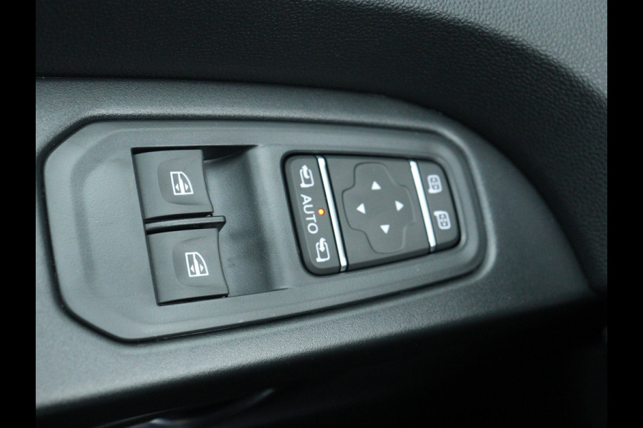 Renault Trafic 2.0 dCi 130PK T30 L2H1 Work Edition / BLACK EDITION / NAVI / PACK PARKING / CAMERA