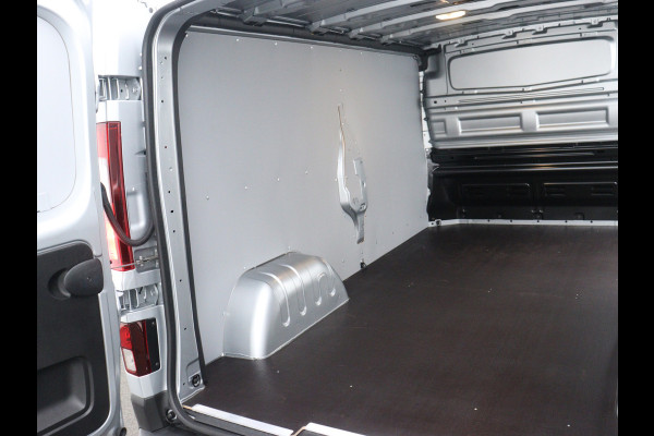 Renault Trafic 2.0 dCi 130PK T30 L2H1 Work Edition / BLACK EDITION / NAVI / PACK PARKING / CAMERA