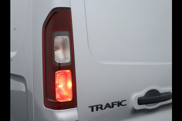 Renault Trafic 2.0 dCi 130PK T30 L2H1 Work Edition / BLACK EDITION / NAVI / PACK PARKING / CAMERA