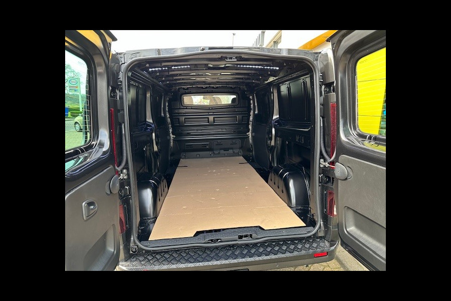 Renault Trafic 2.0 Blue dCi 150PK T30 L2H1 Advance EDC Automaat / BLACK EDITION