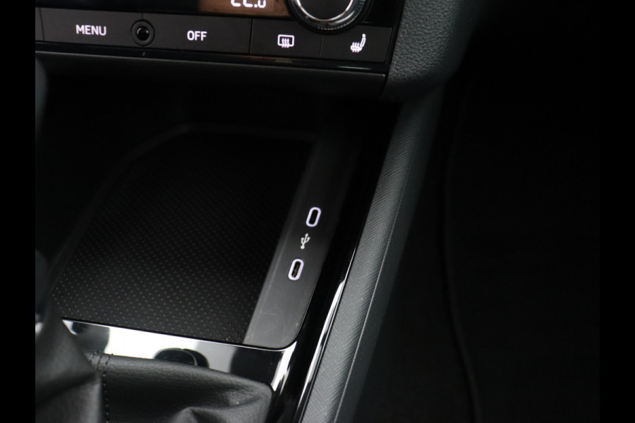 Škoda Kamiq TSI 110PK Ambition / CARPLAY / CLIMAT CONTROL / PARK. SENSOREN / CARSELEXY