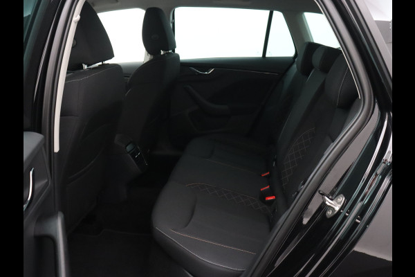 Škoda Kamiq TSI 110PK Ambition / CARPLAY / CLIMAT CONTROL / PARK. SENSOREN / CARSELEXY