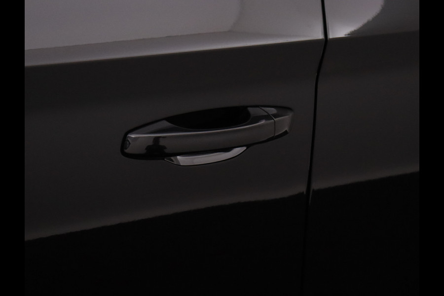 Škoda Kamiq TSI 110PK Ambition / CARPLAY / CLIMAT CONTROL / PARK. SENSOREN / CARSELEXY