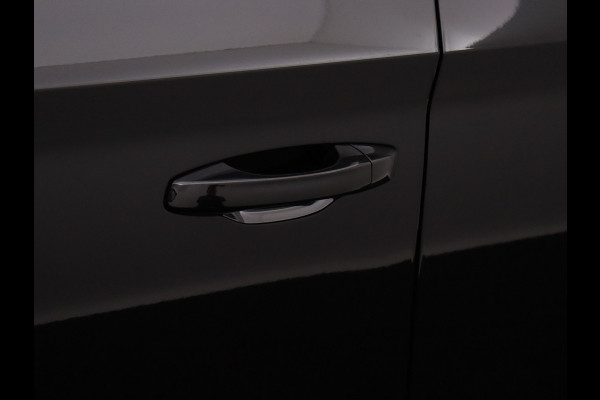 Škoda Kamiq TSI 110PK Ambition / CARPLAY / CLIMAT CONTROL / PARK. SENSOREN / CARSELEXY