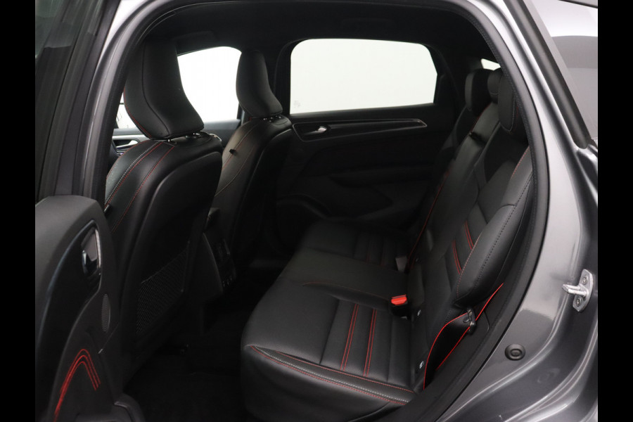 Renault Arkana E-Tech hybrid 145PK E-Tech RS Line R.S. ADAPTIVE CRUISE / CAMERA / WINTER PACK