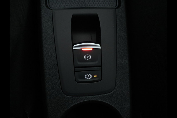 Renault ZOE R135 Iconic 52 kWh 395km WLTP 5 JAAR Garantie / CAMERA