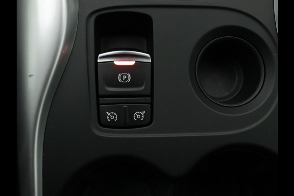 Renault Kadjar 1.3 TCe 140PK Intens / CAMERA / 19"/ NAVI / PARK. SENSOREN