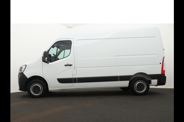 Renault Master T33 2.3 dCi 135PK L2H2 Comfort / NAVIGATIE / CRUISE CONTROL / PARKEERSENSOREN