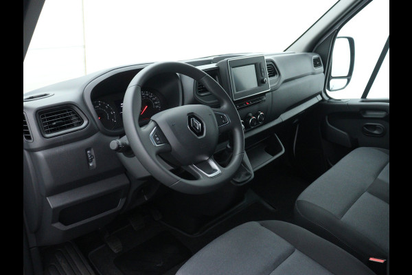 Renault Master T33 2.3 dCi 135PK L2H2 Comfort / NAVIGATIE / CRUISE CONTROL / PARKEERSENSOREN