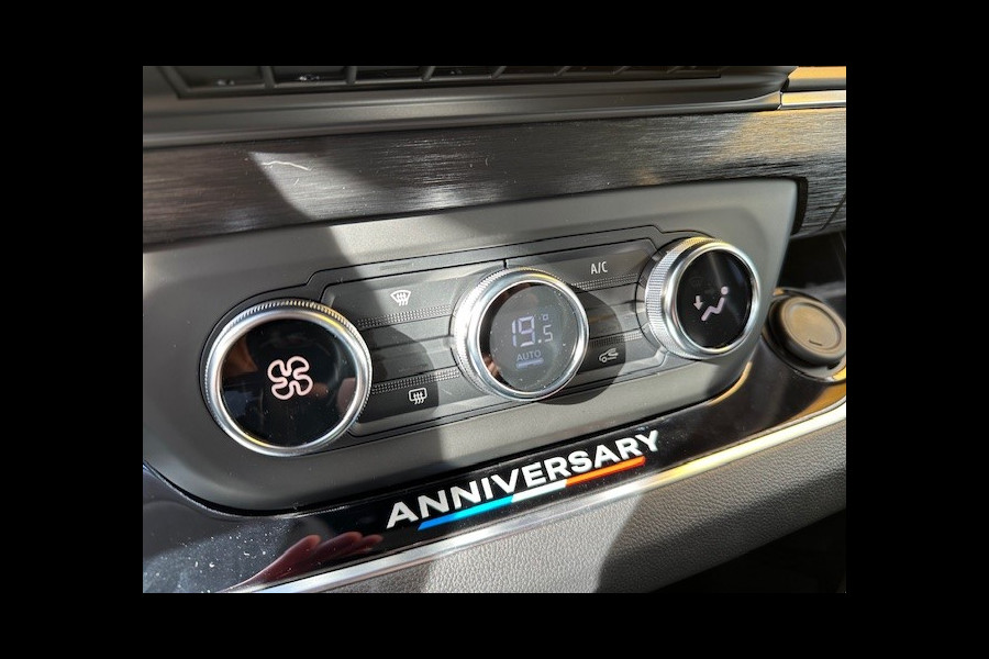 Renault Trafic 170PK L2H1 Extra DC DUBBEL CABINE / GEEN BPM!!/ BLACK EDITION ANNIVERSARY/ NAVI / CAMERA