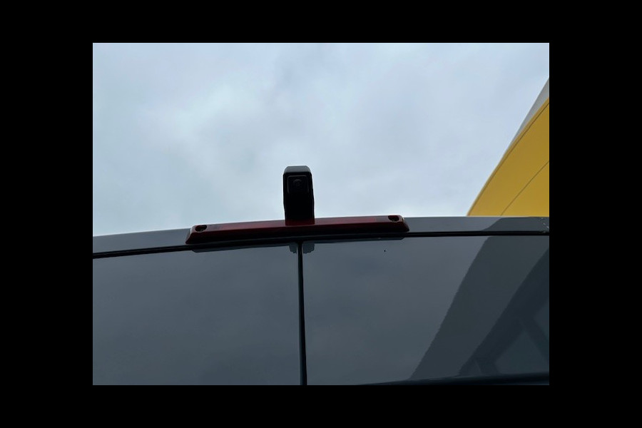 Renault Master Nieuw model T35 2.0 dCi 150PK L2H2 Advance / GEEN BPM!! OP VOORRAAD/ NAVI / CAMERA / PARK. SENSOREN