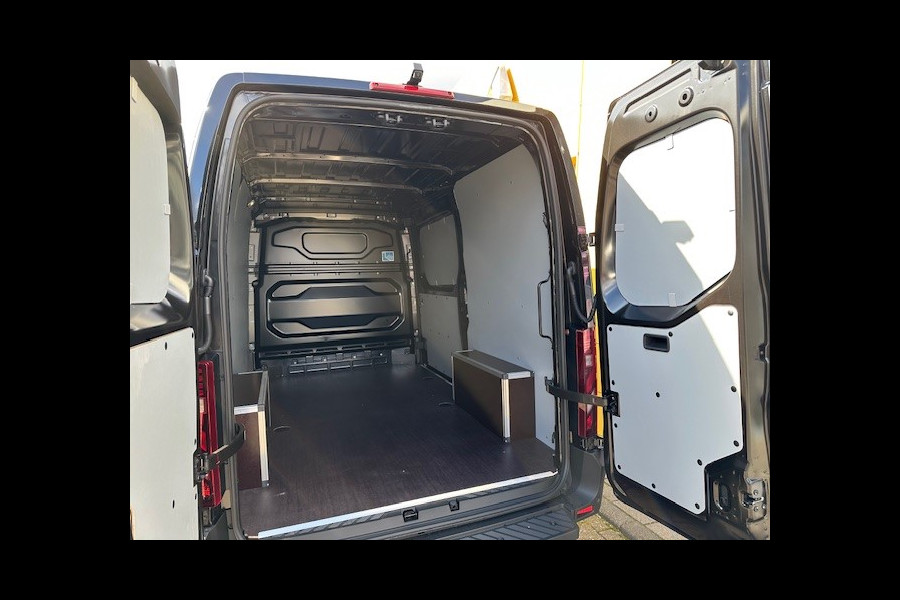 Renault Master Nieuw model T35 2.0 dCi 170PK L2H2 Extra / GEEN BPM!! OP VOORRAAD / NAVI / CAMERA / PARK. SENSOREN