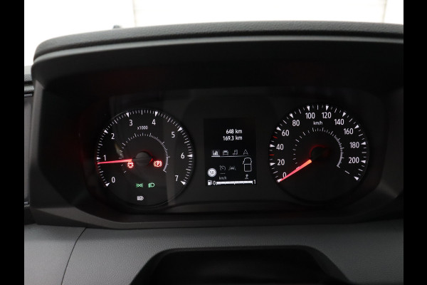 Renault Master T35 2.0 dCi 170PK L2H2 Extra / GEEN BPM!! NAVI / CAMERA