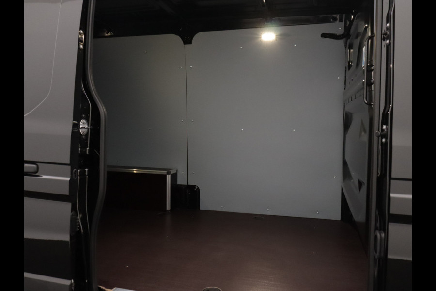Renault Master T35 2.0 dCi 170PK L2H2 Extra / GEEN BPM!! NAVI / CAMERA