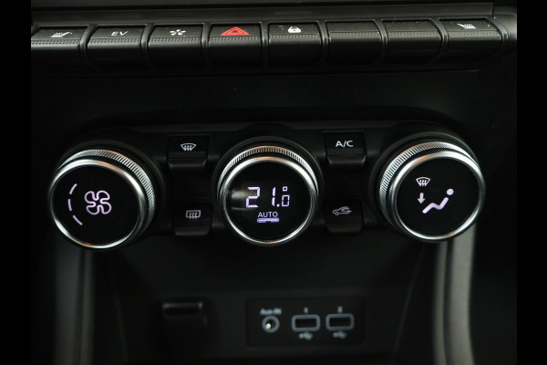 Renault Captur E-Tech plug-in hybrid 160PK / Navigatie / Carplay / Parkeer sensoren / Carselexy