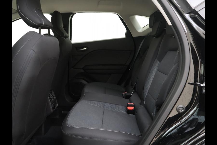 Renault Captur E-Tech plug-in hybrid 160PK / Navigatie / Carplay / Parkeer sensoren / Carselexy