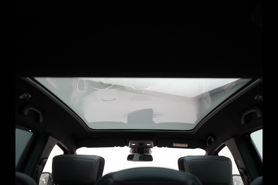 Renault Grand Scénic TCe 160PK BLACK EDITION / PANORAMADAK / CAMERA / Adaptive cruise / BOSE / HEAD-UP