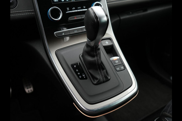 Renault Grand Scénic TCe 160PK BLACK EDITION / PANORAMADAK / CAMERA / Adaptive cruise / BOSE / HEAD-UP