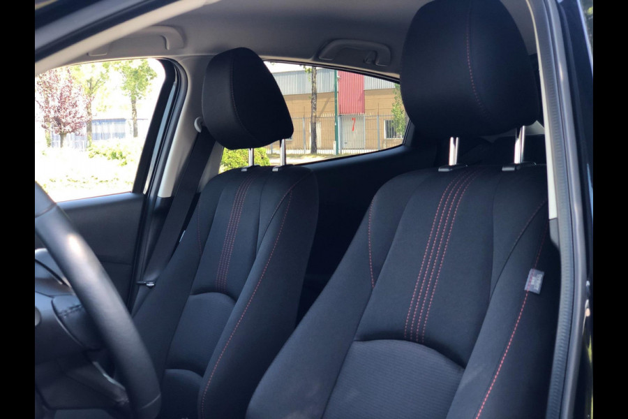 Mazda 2 1.5 e-SkyActiv-G 90 Homura | Stoel+Stuurverw., Carplay/Android, Camera, Cruise, Climate | 12-2024 | NAP |