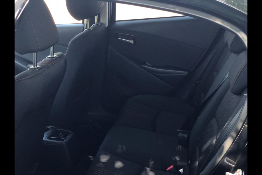 Mazda 2 1.5 e-SkyActiv-G 90 Homura | Stoel+Stuurverw., Carplay/Android, Camera, Cruise, Climate | 12-2024 | NAP |