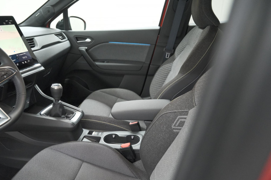 Renault Captur TCe 90 techno | Nieuw Model | Camera | Harman Kardon | Apple Carplay | Parkeersensoren | 18 Inch Lichtmetalen Velgen