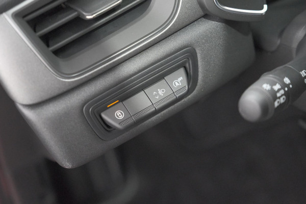 Renault Captur TCe 90 techno | Nieuw Model | Camera | Harman Kardon | Apple Carplay | Parkeersensoren | 18 Inch Lichtmetalen Velgen