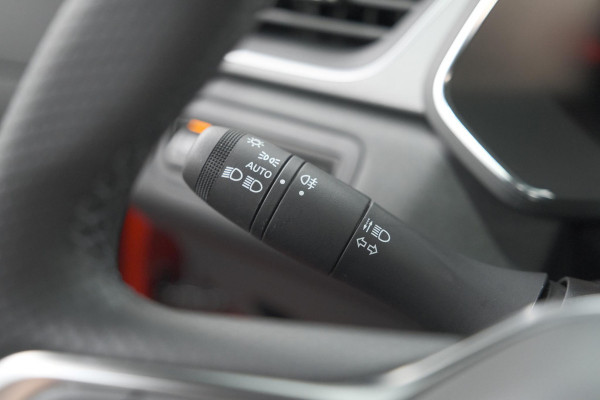 Renault Captur TCe 90 techno | Nieuw Model | Camera | Harman Kardon | Apple Carplay | Parkeersensoren | 18 Inch Lichtmetalen Velgen