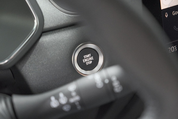 Renault Captur TCe 90 techno | Nieuw Model | Camera | Harman Kardon | Apple Carplay | Parkeersensoren | 18 Inch Lichtmetalen Velgen