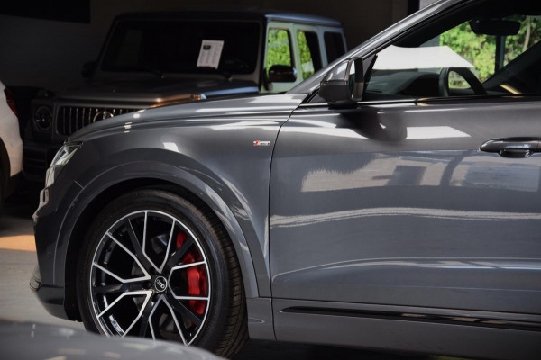 Audi Q8 55 TFSI e quattro Pro Line S *2xS-Line* RS int.|Panoramadak|1e Eig|Org.NL|Dealer onderhouden|ACC|Bang&Olufsen|