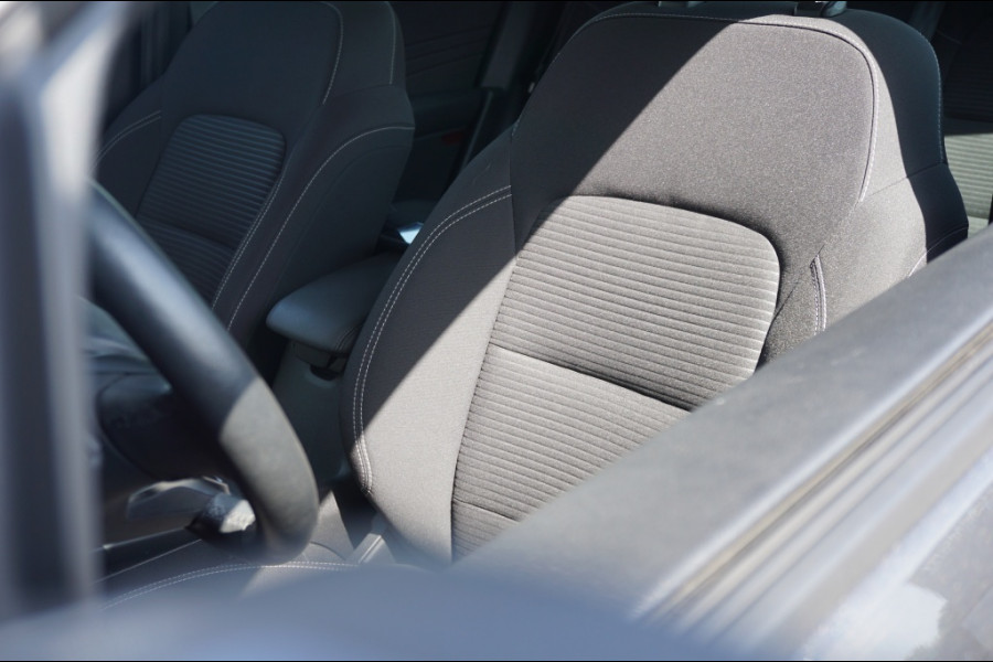 Ford Kuga PHEV Titanium ADAPTIVE | HEAD-UP | WINTERPACK | NAVI | LUXE!