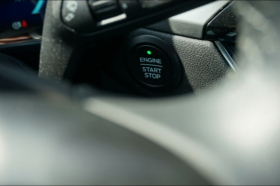 Ford Kuga PHEV Titanium ADAPTIVE | HEAD-UP | WINTERPACK | NAVI | LUXE!