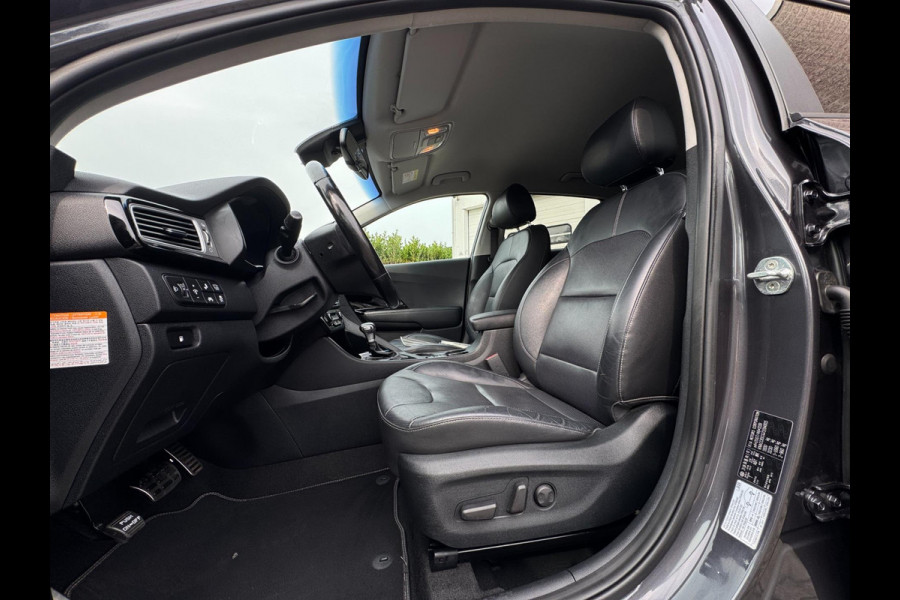 Kia Niro 1.6 GDi Hybrid ExecutiveLine AFNEEMBARE TREKHAAK / STOELVERKOELING & VERW / CAMERA / LEDER / NAVI / LMV / CRUISE / PDC