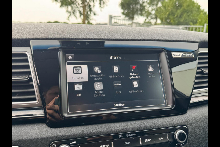 Kia Niro 1.6 GDi Hybrid ExecutiveLine AFNEEMBARE TREKHAAK / STOELVERKOELING & VERW / CAMERA / LEDER / NAVI / LMV / CRUISE / PDC