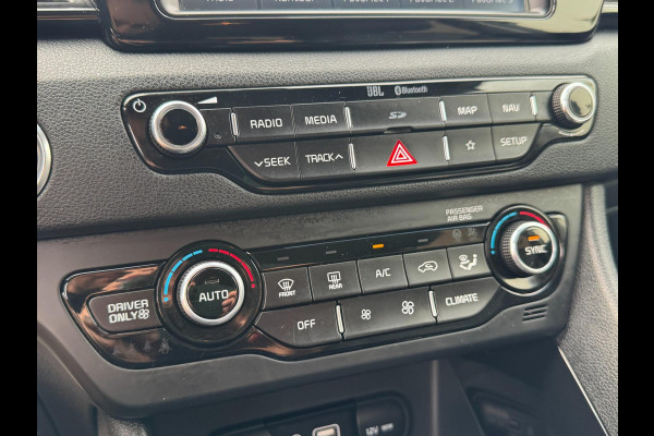 Kia Niro 1.6 GDi Hybrid ExecutiveLine AFNEEMBARE TREKHAAK / STOELVERKOELING & VERW / CAMERA / LEDER / NAVI / LMV / CRUISE / PDC