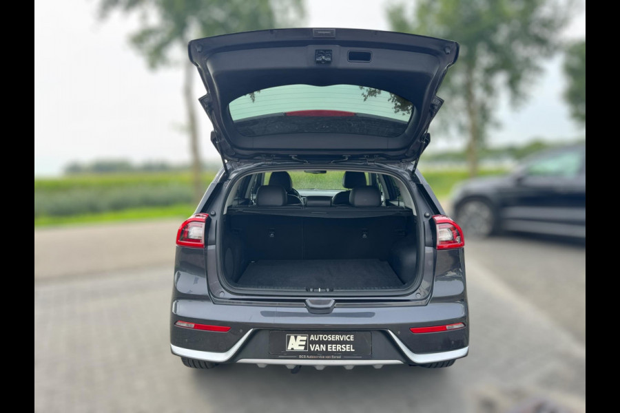 Kia Niro 1.6 GDi Hybrid ExecutiveLine AFNEEMBARE TREKHAAK / STOELVERKOELING & VERW / CAMERA / LEDER / NAVI / LMV / CRUISE / PDC