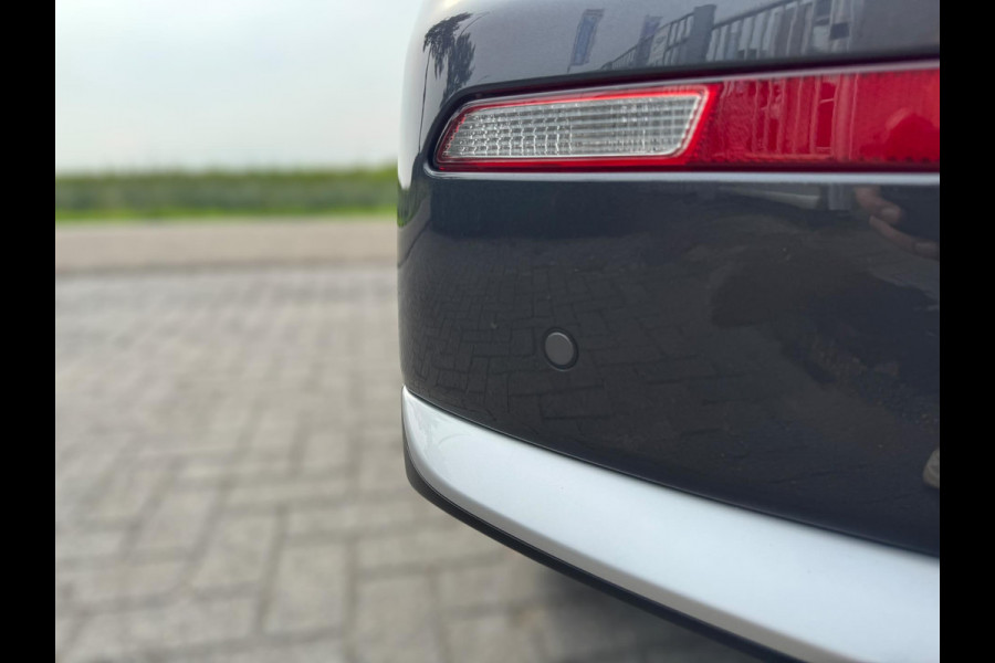 Kia Niro 1.6 GDi Hybrid ExecutiveLine AFNEEMBARE TREKHAAK / STOELVERKOELING & VERW / CAMERA / LEDER / NAVI / LMV / CRUISE / PDC