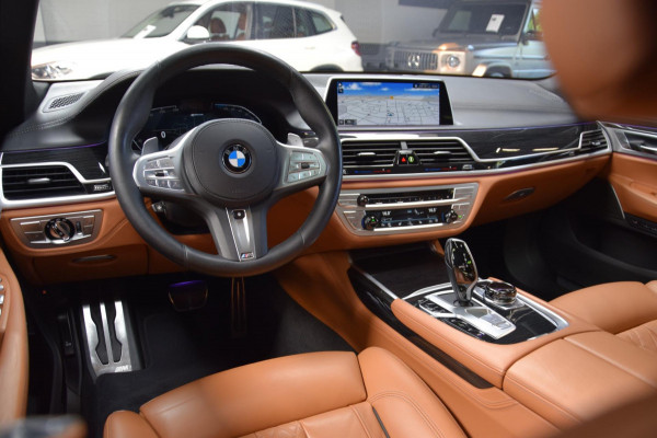 BMW 7 Serie 745e High Executive *M-Pakket*|Navi|Massage|Org.NL|4 Wiel-Best.|360 view|