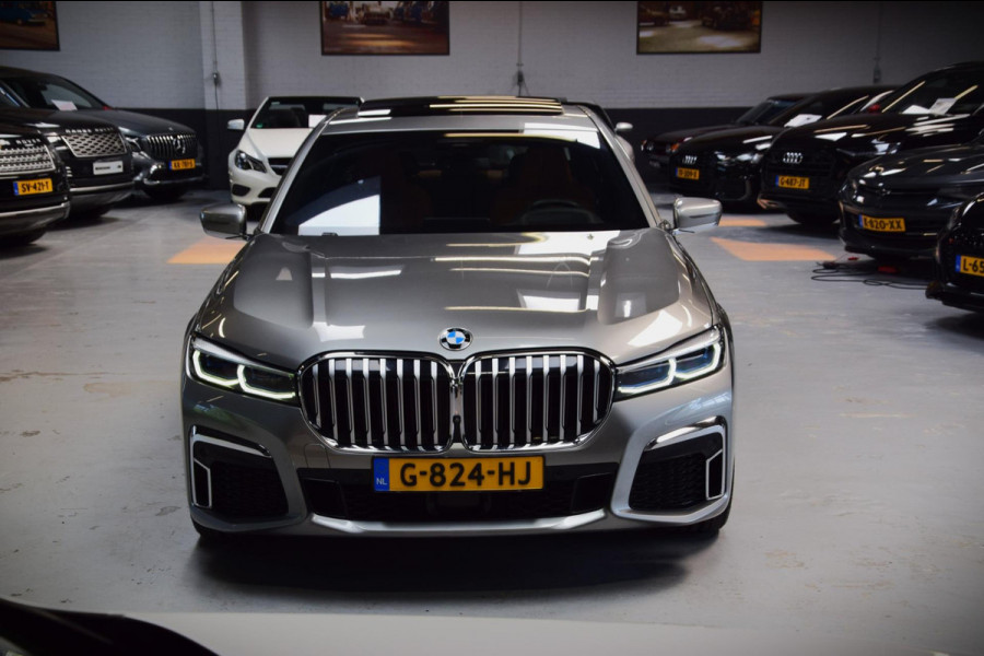 BMW 7 Serie 745e High Executive *M-Pakket*|Navi|Massage|Org.NL|4 Wiel-Best.|360 view|