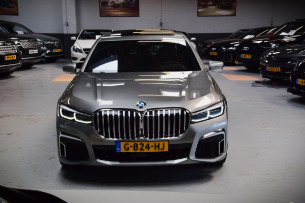 BMW 7 Serie 745e High Executive *M-Pakket*|Navi|Massage|Org.NL|4 Wiel-Best.|360 view|