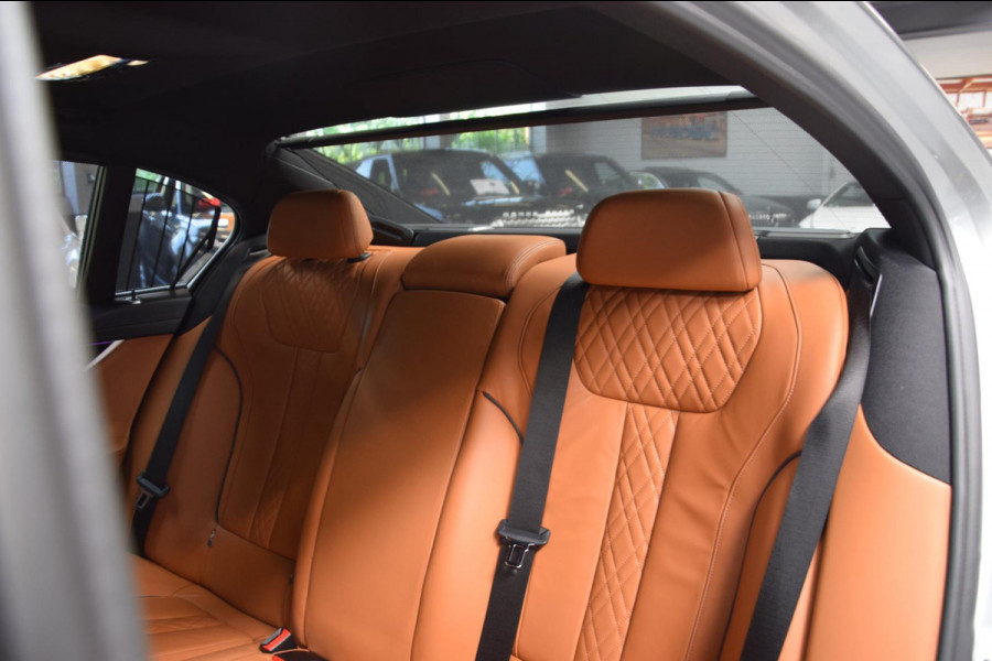 BMW 7 Serie 745e High Executive *M-Pakket*|Navi|Massage|Org.NL|4 Wiel-Best.|360 view|
