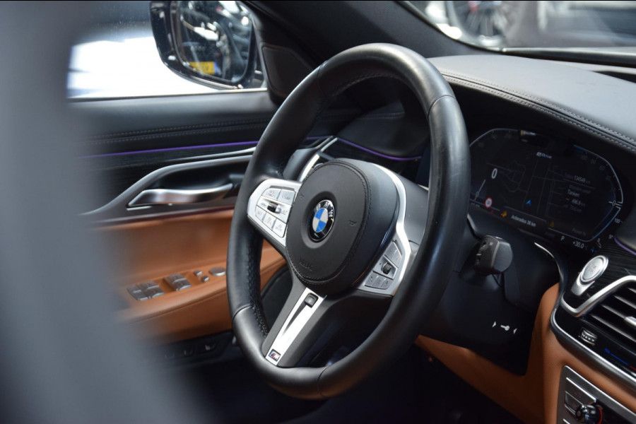 BMW 7 Serie 745e High Executive *M-Pakket*|Navi|Massage|Org.NL|4 Wiel-Best.|360 view|