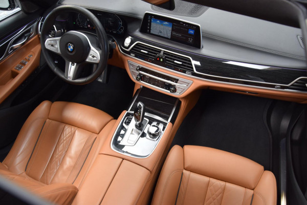 BMW 7 Serie 745e High Executive *M-Pakket*|Navi|Massage|Org.NL|4 Wiel-Best.|360 view|
